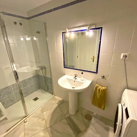 Appartamento Santa Barbara B Front With Terrace, Sea View In And Garage In Conil